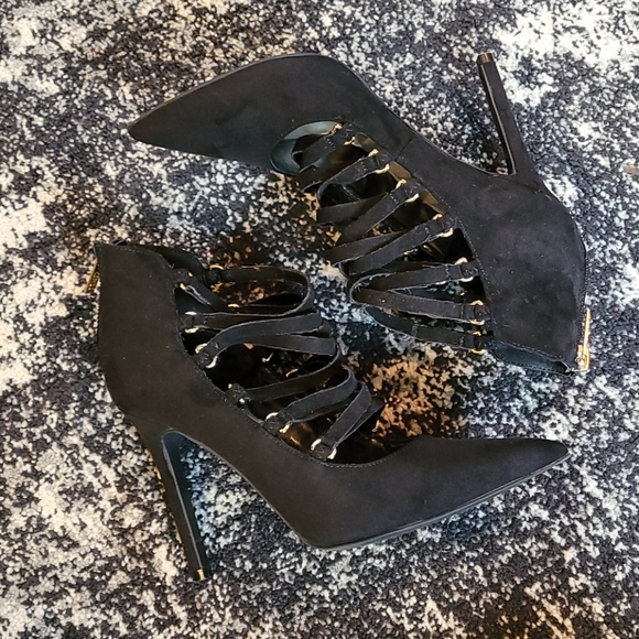 Strappy point stiletto heels - Picture 3 of 6